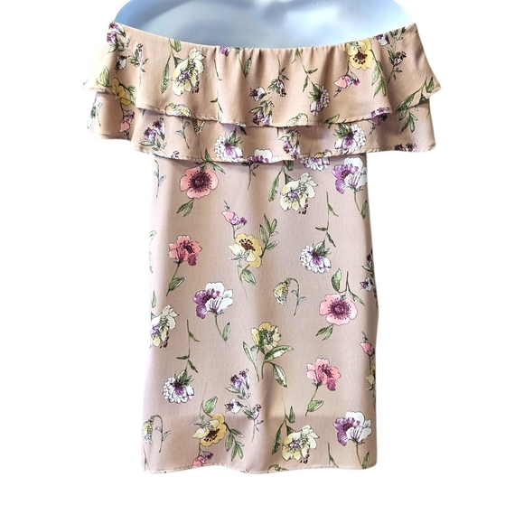 Altar'd State Textured Knit Top in Cream and Tan - Picture 9 of 16